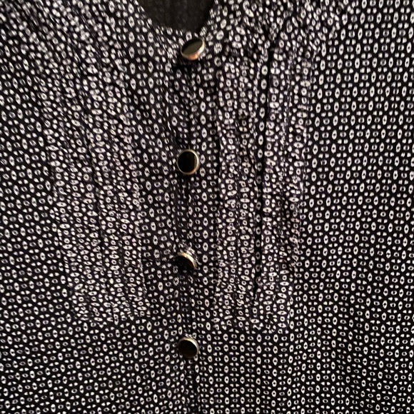 2/$24 Sheer black/white print blouse - Picture 6 of 9